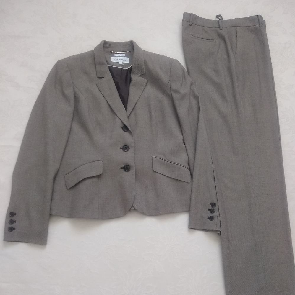 Calvin Klein Women's Gray Blazer & Pants Suit